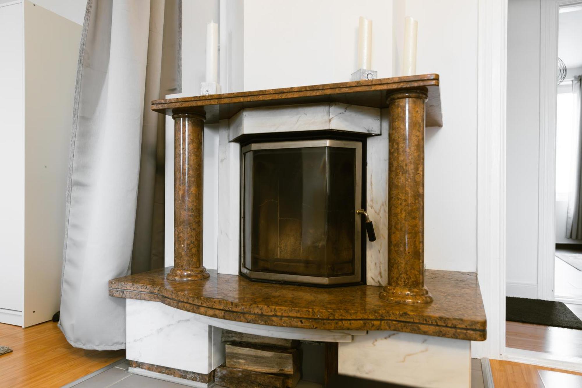 Exklusives Apartment Im Historischen Wohnhaus Mit Kamin, Bad & Viel Platz Bremerhaven Eksteriør billede